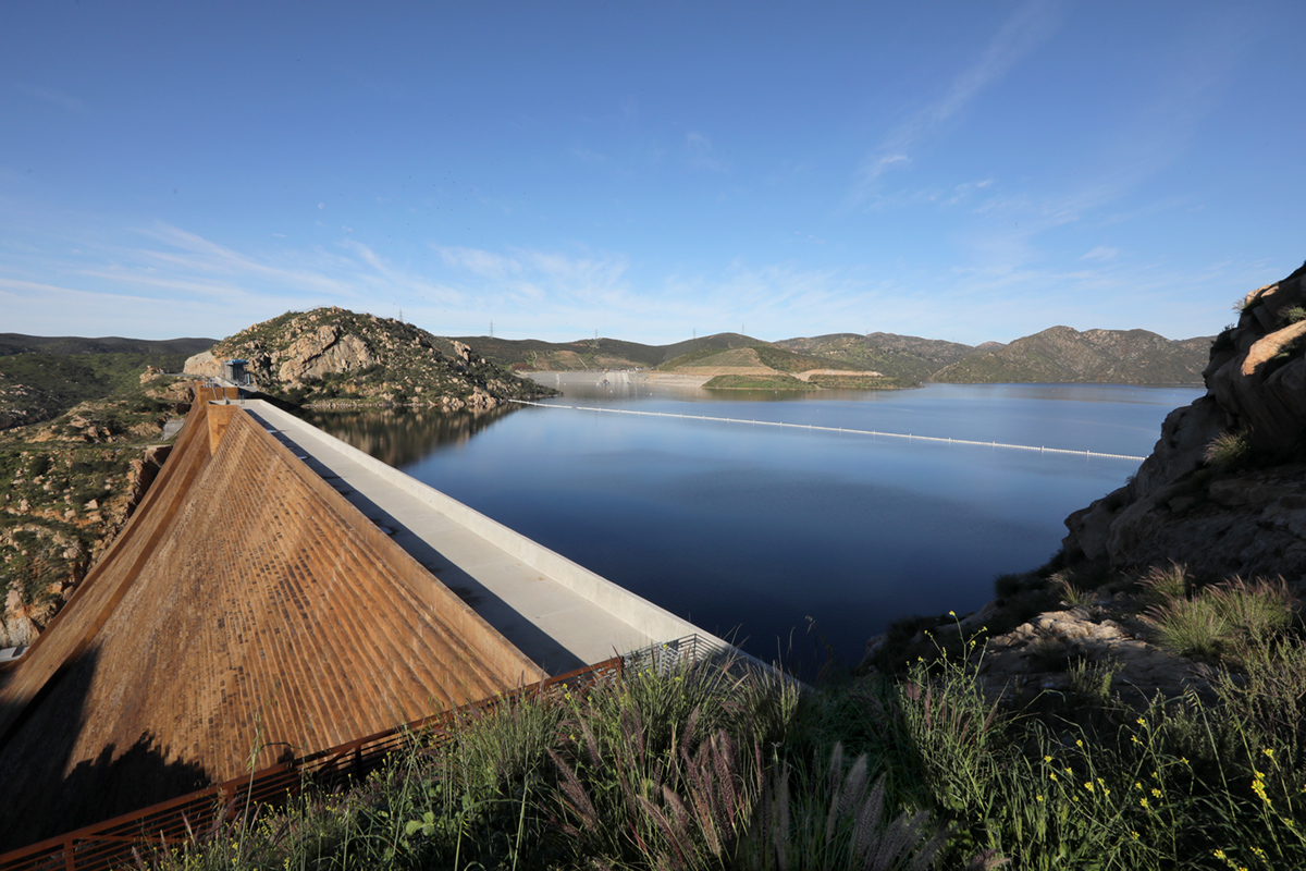 San Vicente dam and reservoir